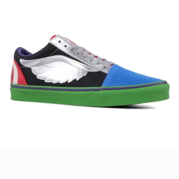 Vans X Marvel Avengers Old Skool Unisex Mens Size 9